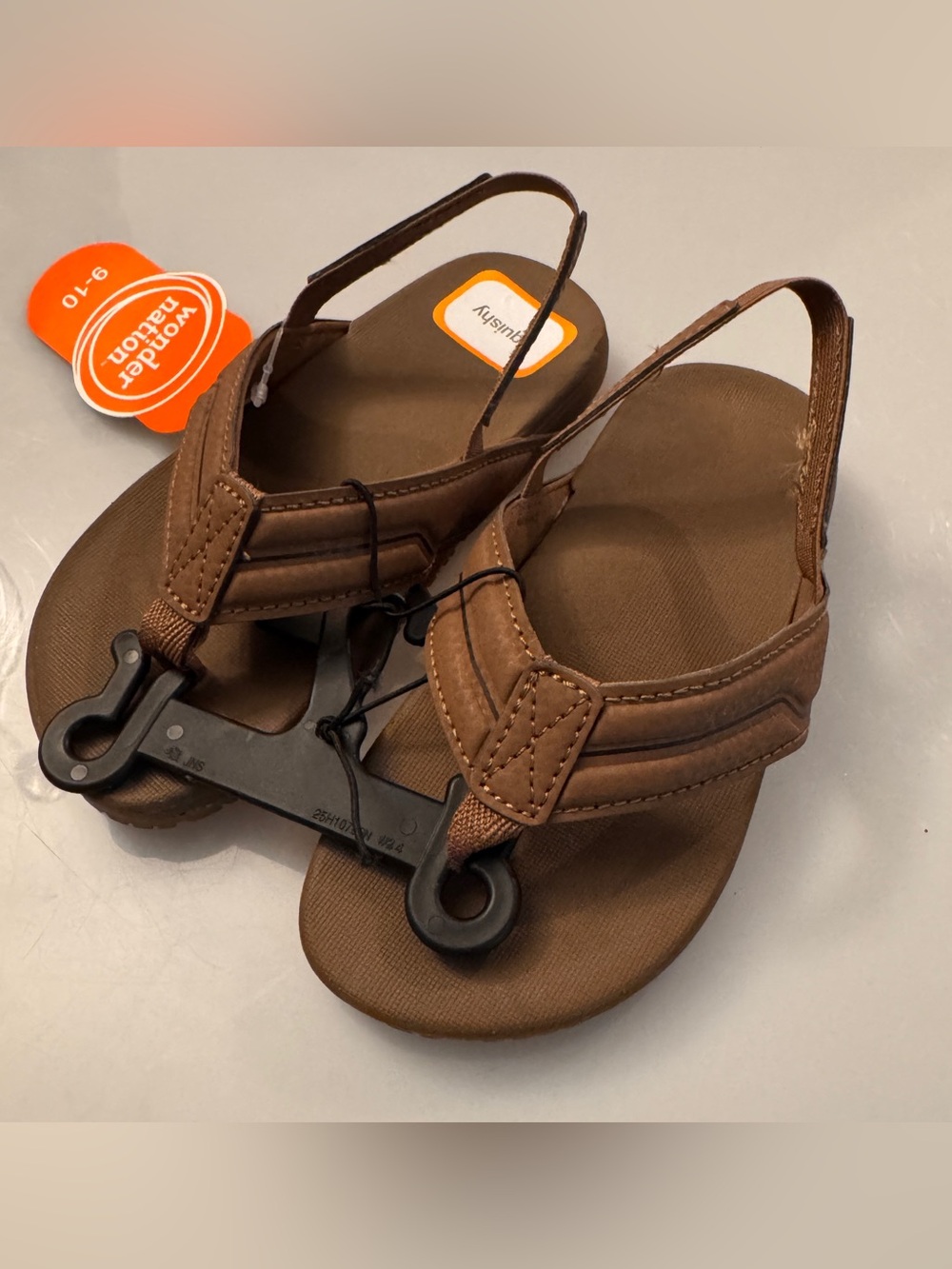 WONDERNATION brown thong sandals with back strap summer beach vacation